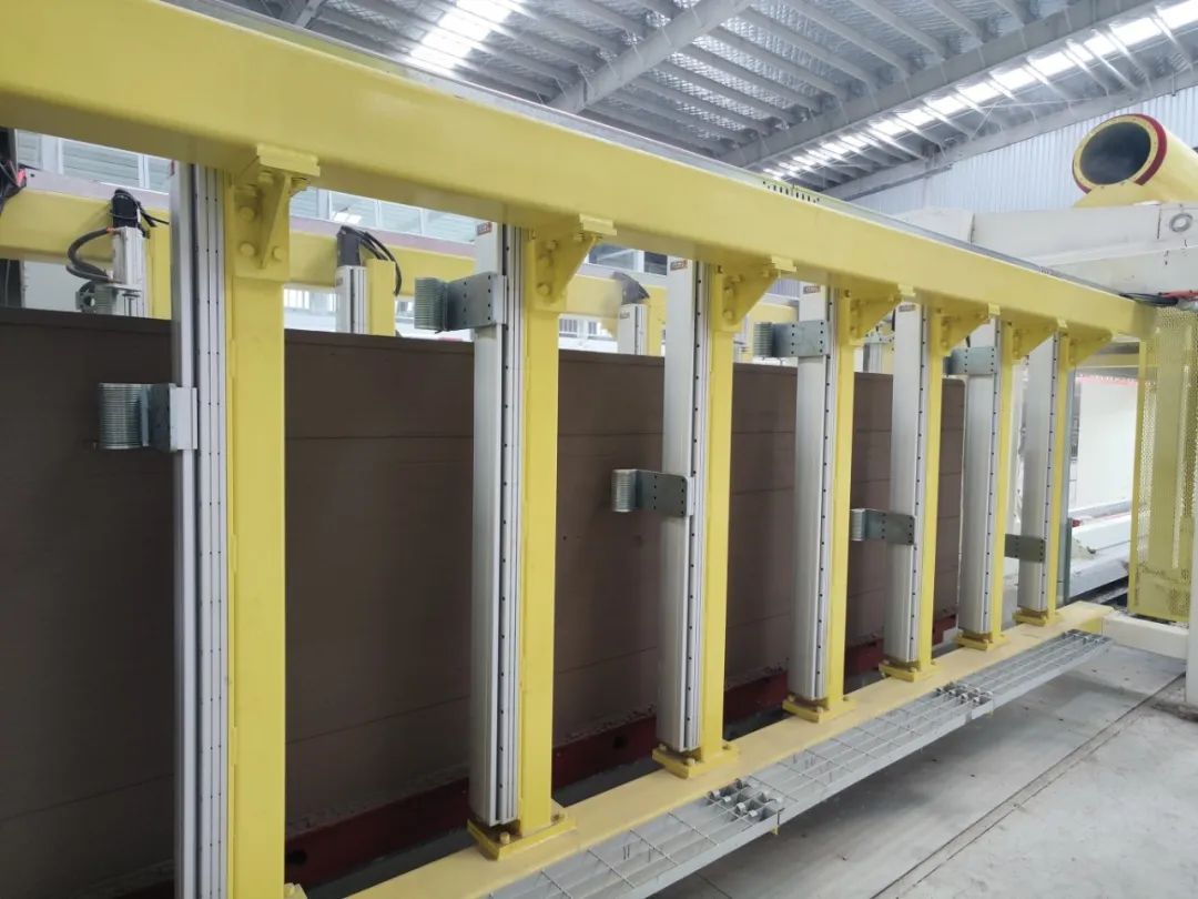 踐行“綠色責(zé)任”，共創(chuàng)生態(tài)工廠 | 東岳機(jī)械熱烈祝賀江西魯麗木業(yè)項目順利投產(chǎn)